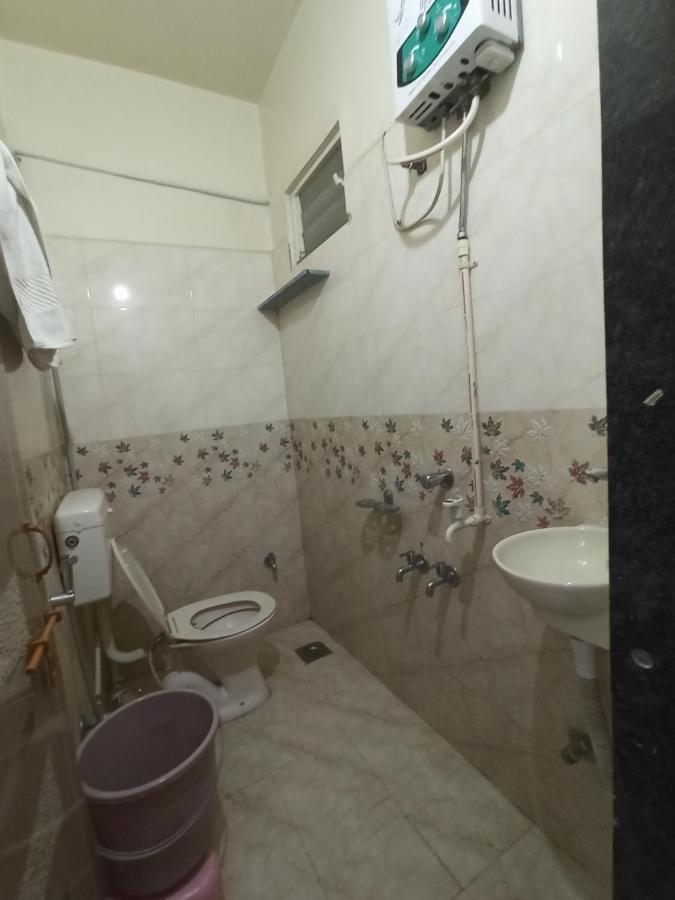 Malwade Motel Pune Extérieur photo